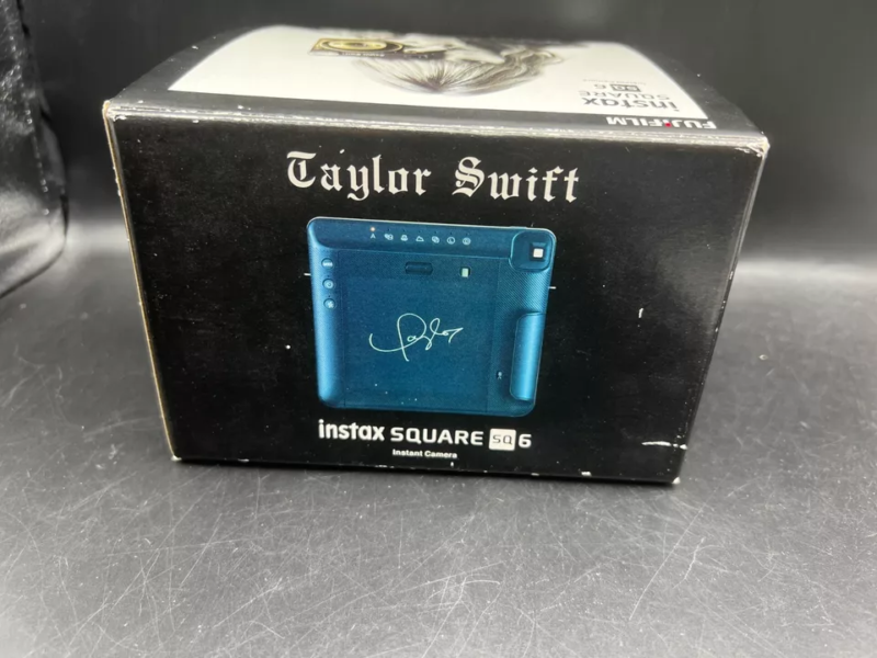 Taylor Swift Reputation Fujifilm Instax Square Camera Complete in Box w/ Film - Image 18